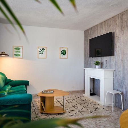 Sky Park Apartment Benidorm Bagian luar foto