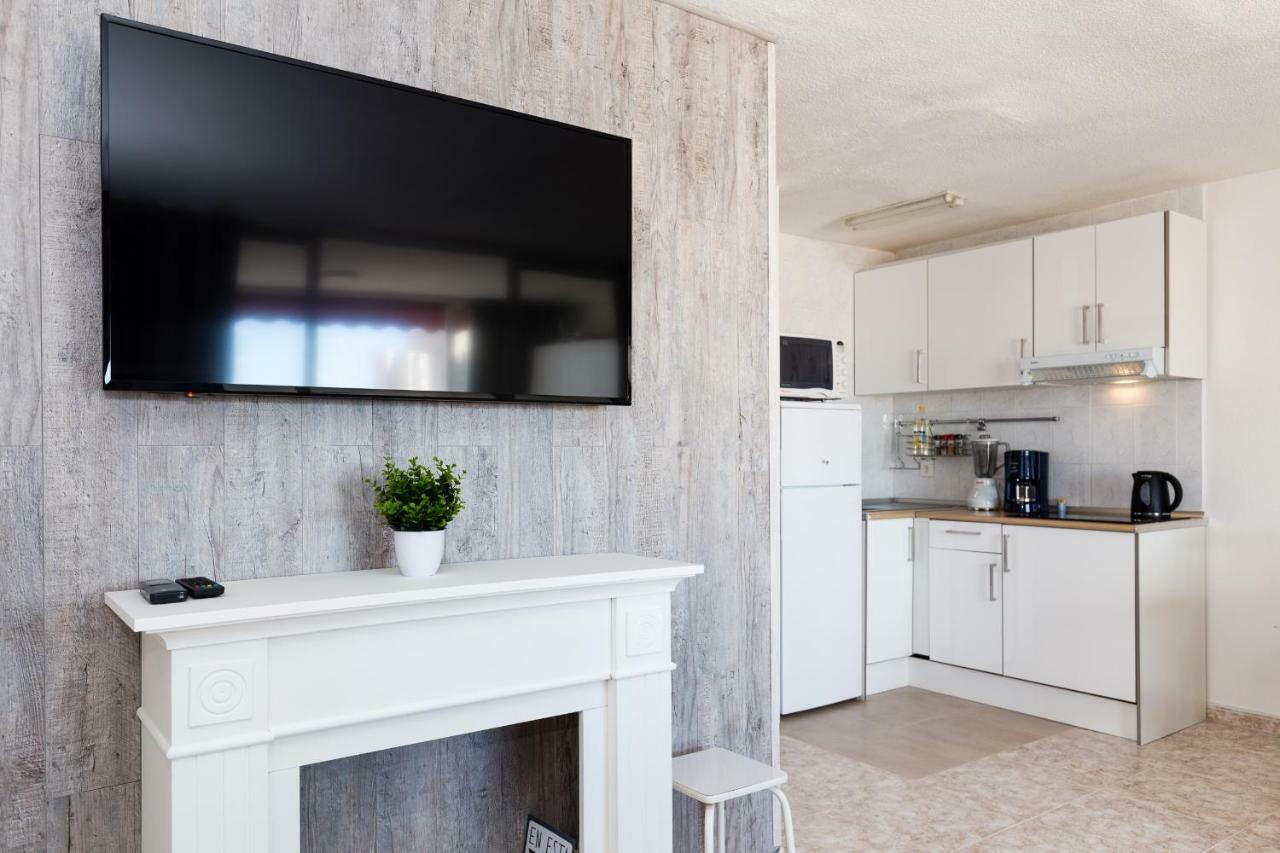 Sky Park Apartment Benidorm Bagian luar foto