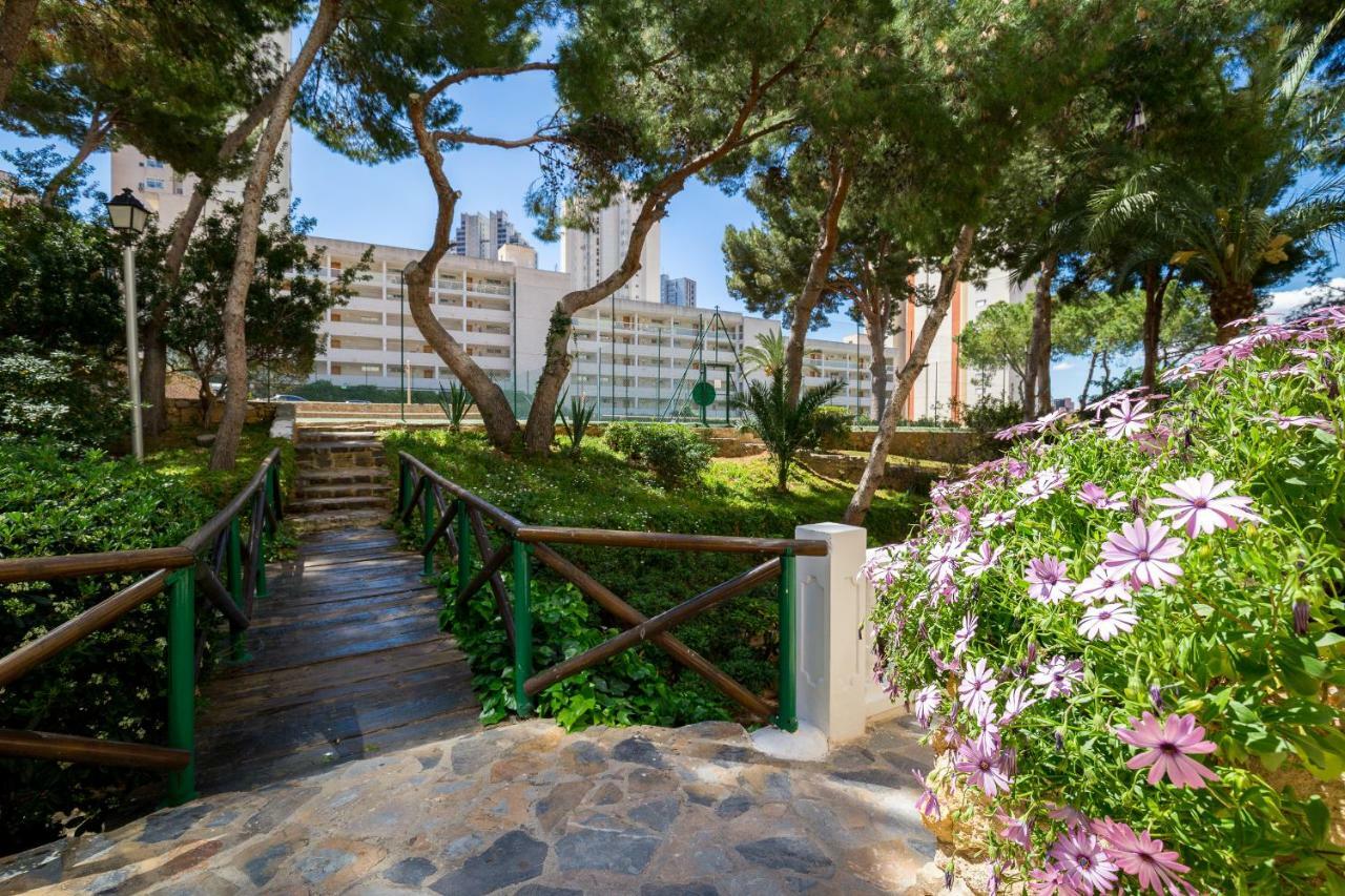 Sky Park Apartment Benidorm Bagian luar foto