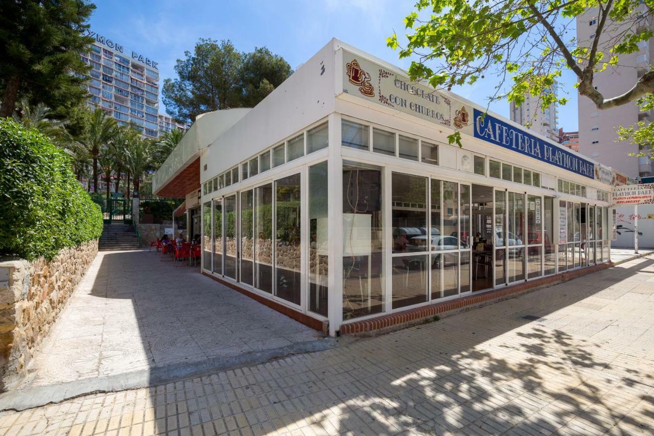 Sky Park Apartment Benidorm Bagian luar foto