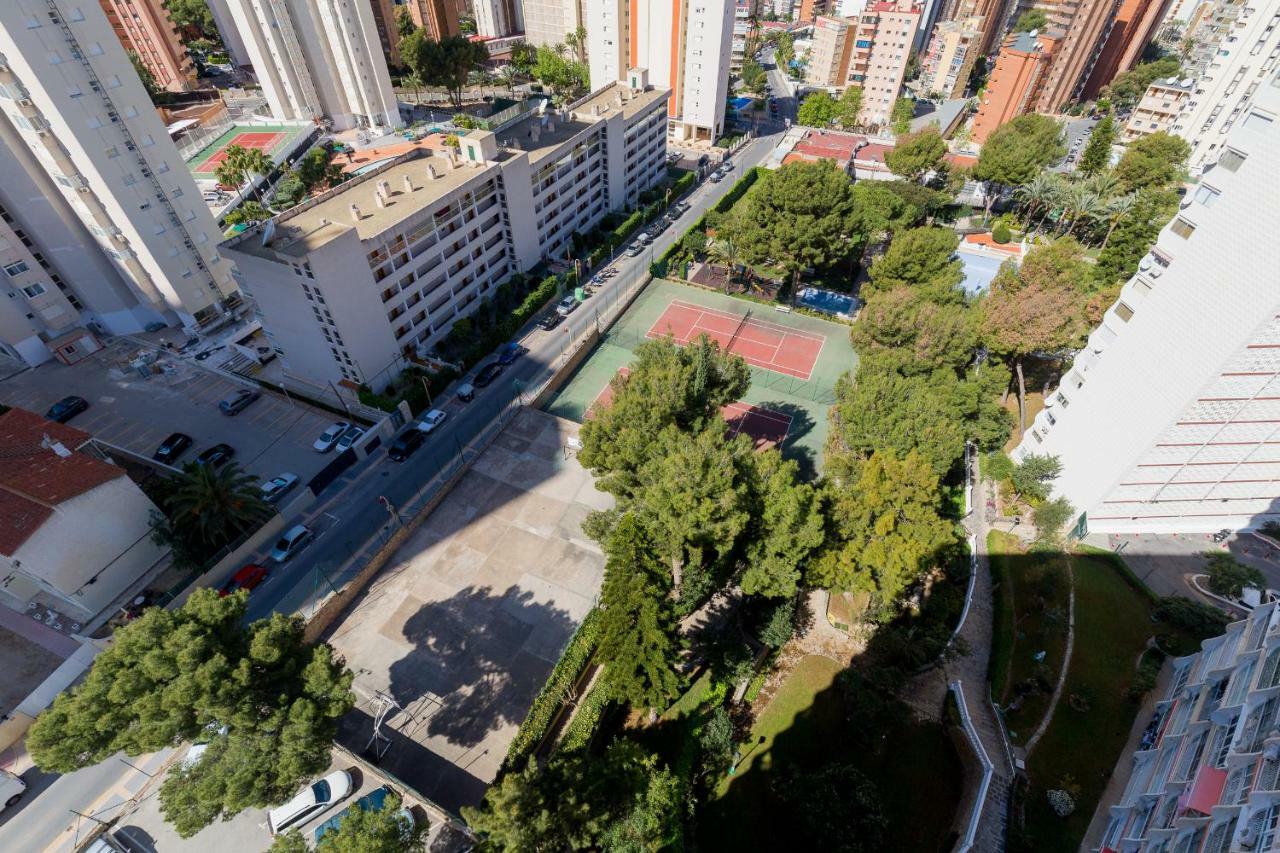 Sky Park Apartment Benidorm Bagian luar foto