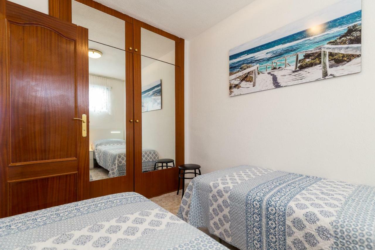 Sky Park Apartment Benidorm Bagian luar foto