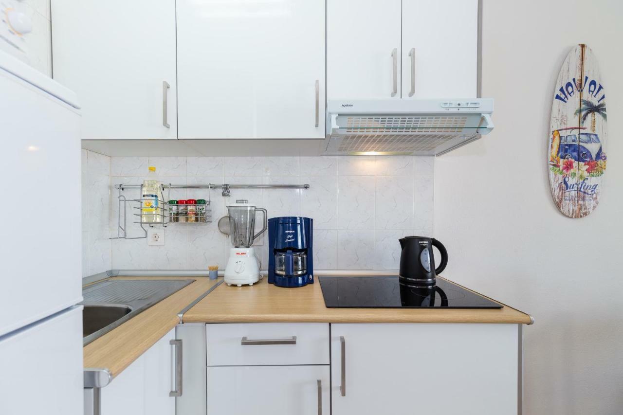 Sky Park Apartment Benidorm Bagian luar foto