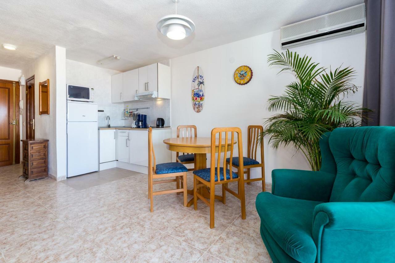 Sky Park Apartment Benidorm Bagian luar foto
