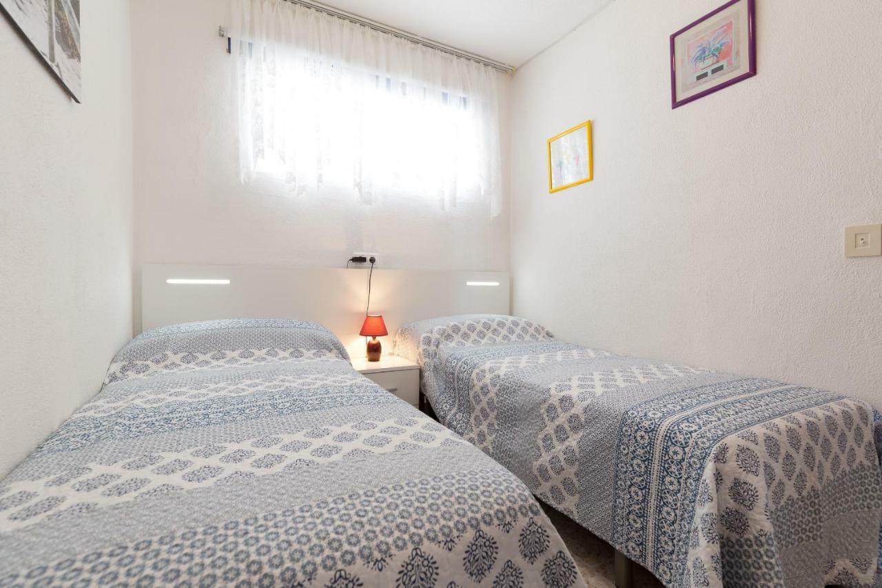 Sky Park Apartment Benidorm Bagian luar foto